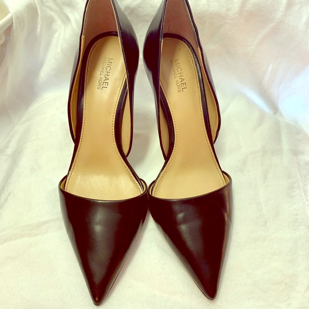 MICHAEL KORS Black Pumps
